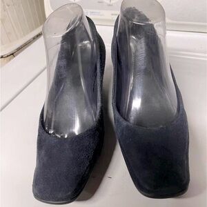 AEROSOLES Blue Flats with Square Toe Design